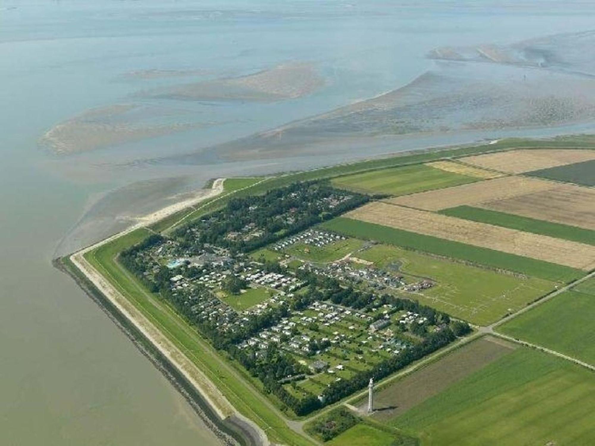 Mobilheim Model 2017 Mit Fliessenterrasse Fuer 6 Personen Auf Dem Scheldeoord In - Zeeland - Holland